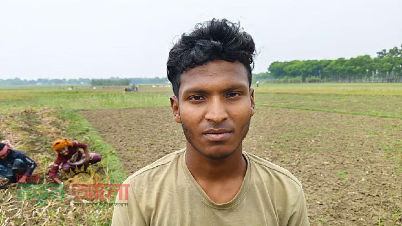 মেধাবী ওমরের শিক্ষাজীবন অনিশ্চিত চান্স পেয়েছেন জাবি ও রাবিতে
