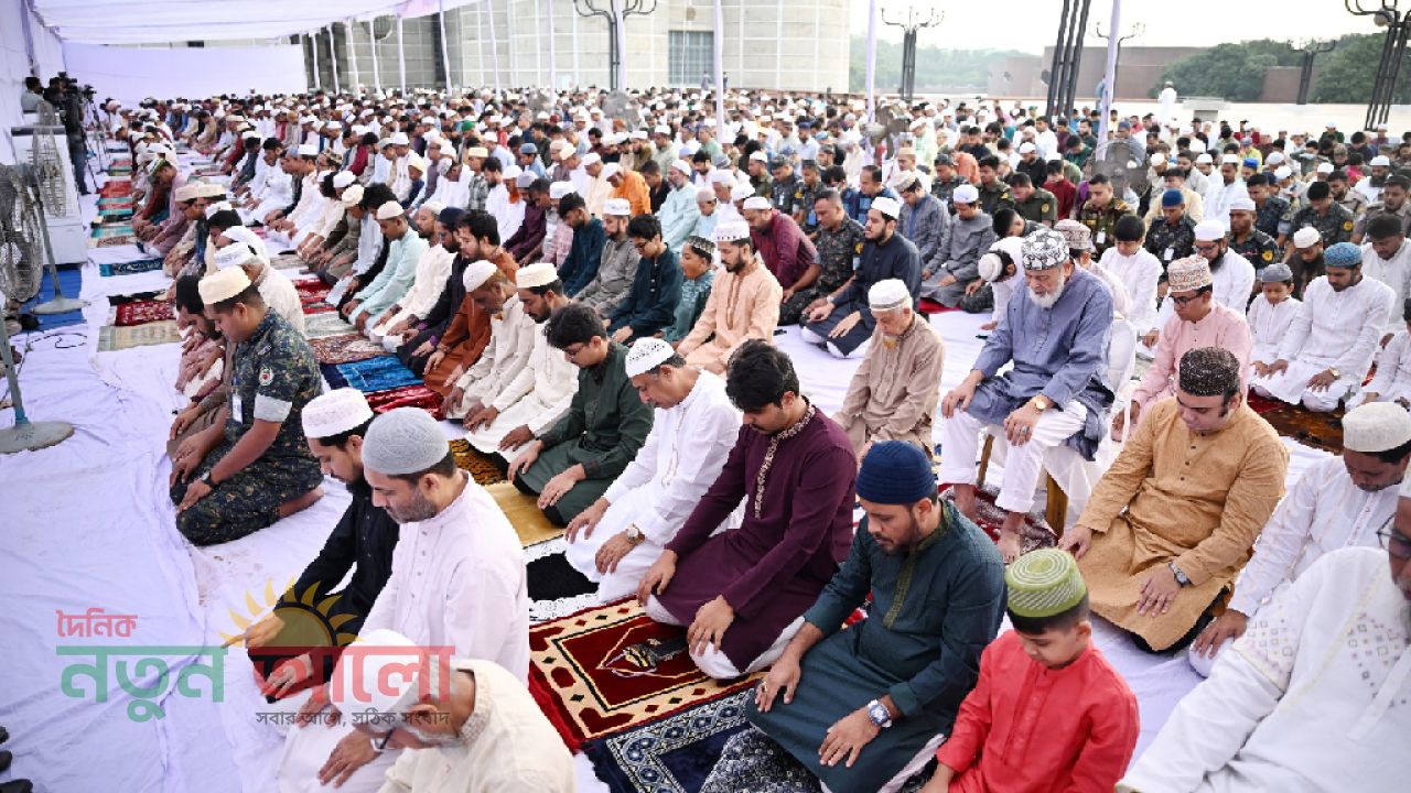 সংসদ ভবনে ঈদের নামাজে মুসলিম উম্মাহসহ দেশ ও জাতির কল্যাণ কামনা
