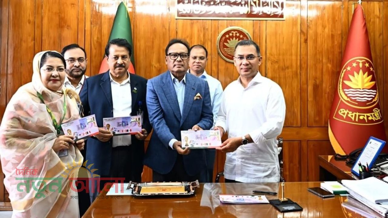 ফিফা বিশ্বকাপ ২০২৬ উপলক্ষে স্মারক ডাকটিকিট উন্মোচন করলেন প্রধানমন্ত্রী