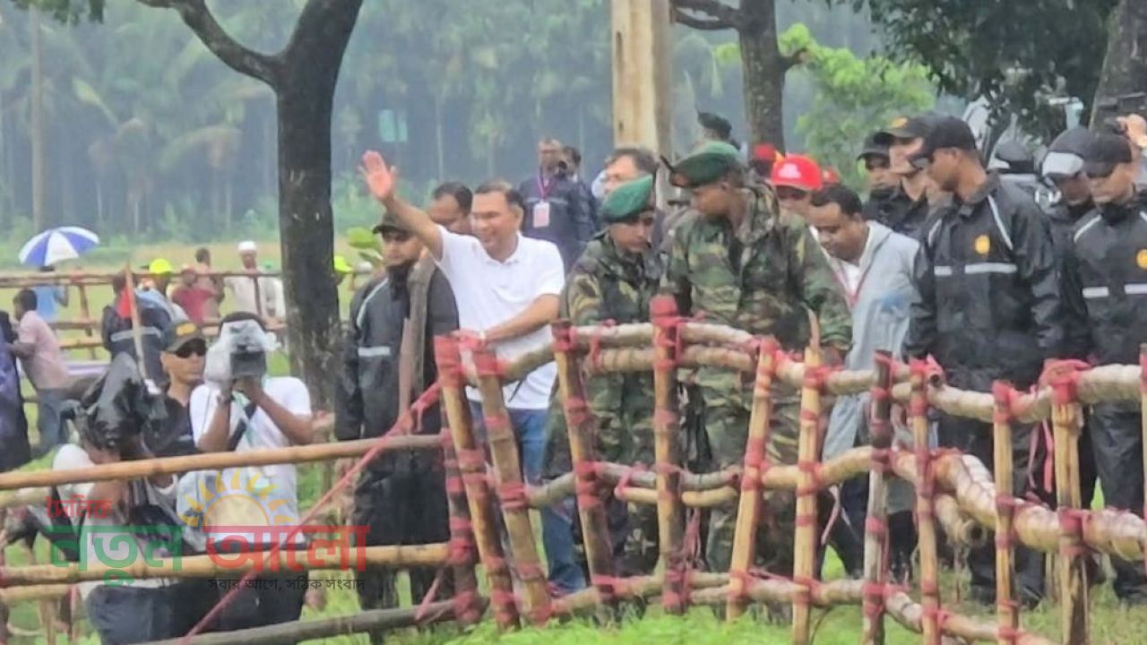 ৪৭ বছর পর বাবার খালে ছেলের ছোঁয়া! কক্সবাজারে পাতলী খালের পুনঃখনন করলেন প্রধানমন্ত্রী