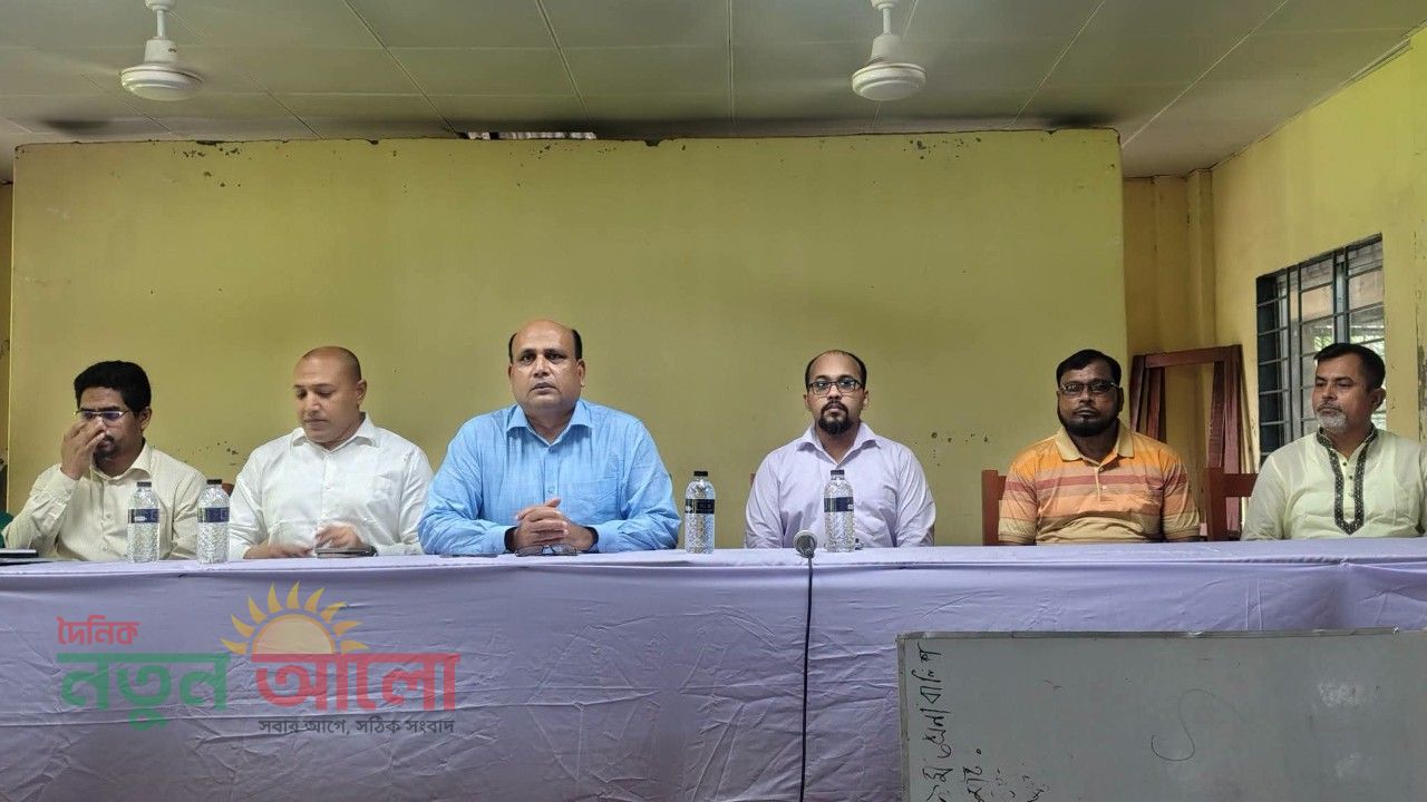 মুকসুদপুরে শিক্ষার্থীদের সঙ্গে জেলা প্রশাসকের অভিজ্ঞতা ও ভাবনা বিনিময়।