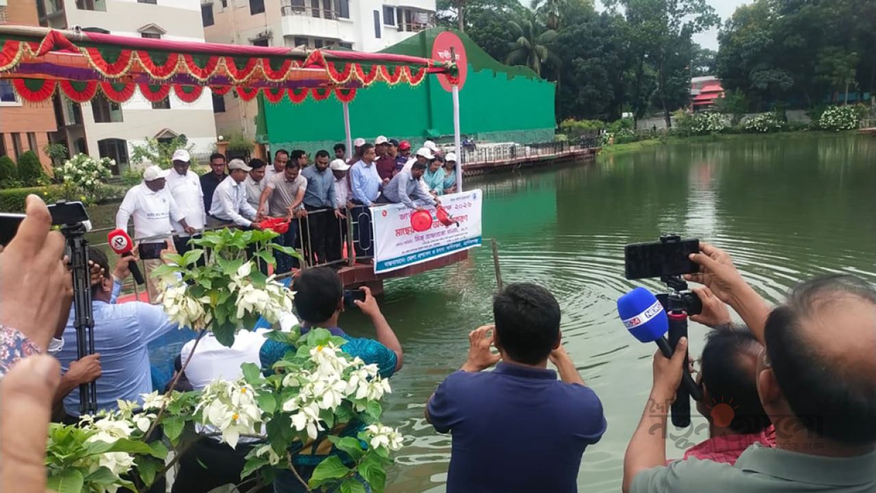বিমান খাতের সব সিন্ডিকেট নির্মূলে কাজ করছে সরকার: পর্যটনমন্ত্রী