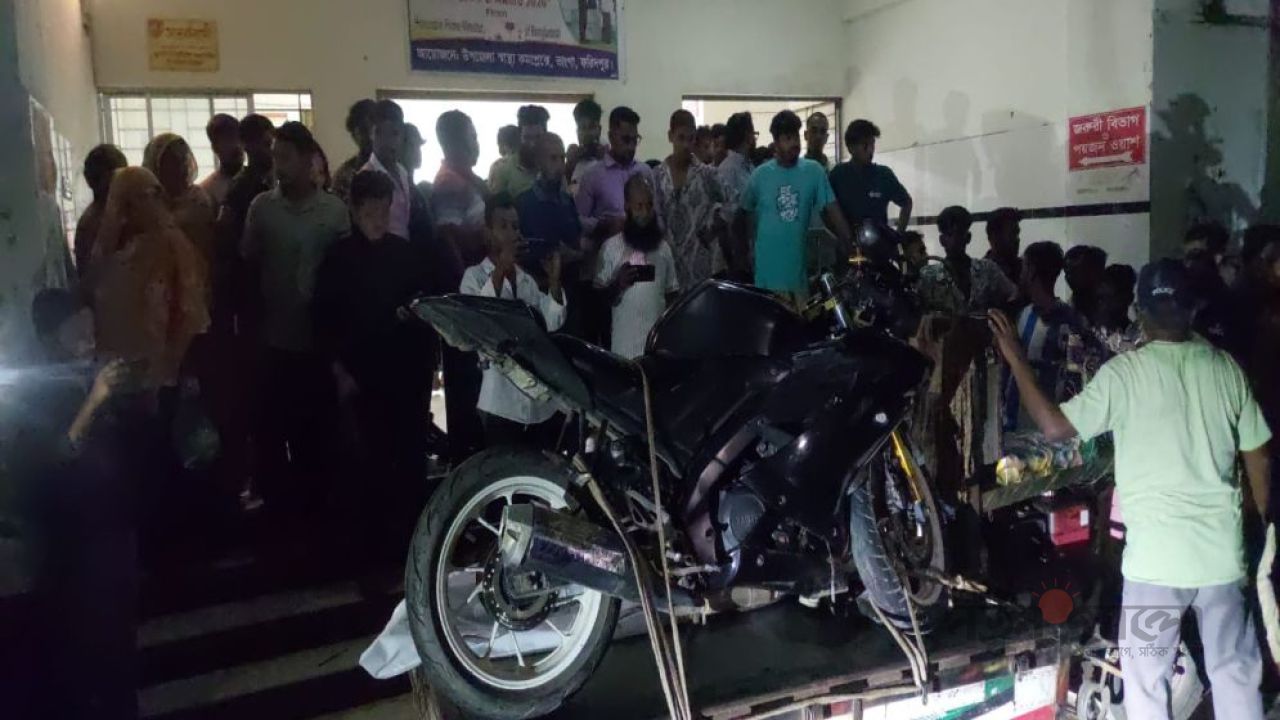 ভাঙ্গা এক্সপ্রেসওয়েতে গতির ঝড়, মোটরসাইকেলের ধাক্কায় প্রাণ গেল চালক ও পথচারীর
