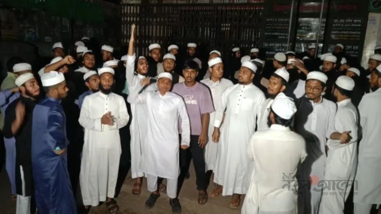 ব্রাহ্মণবাড়িয়ায় পুলিশ-মাদ্রাসাছাত্র সংঘর্ষ: ৩ পুলিশ সদস্য প্রত্যাহার, তদন্ত কমিটি গঠন
