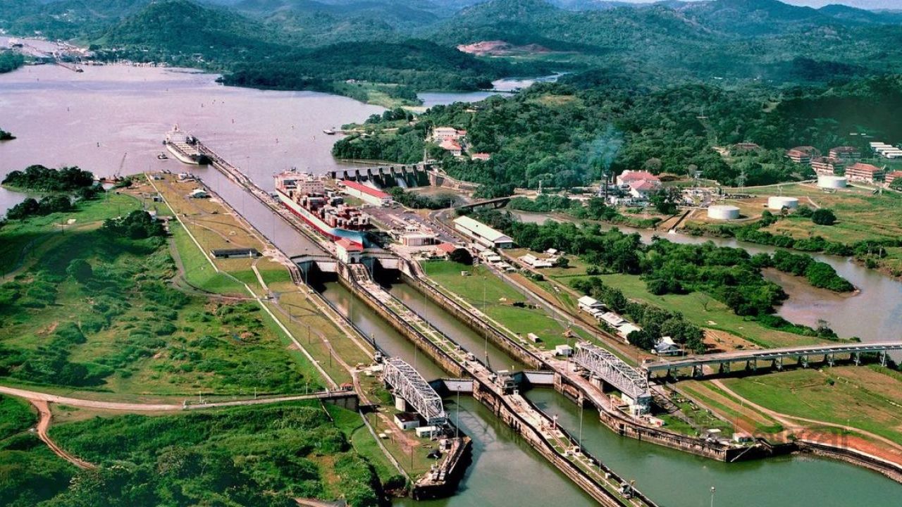 জলবায়ু পরিবর্তনের ধাক্কা: পানামা খালে সীমিত হচ্ছে জাহাজ চলাচল