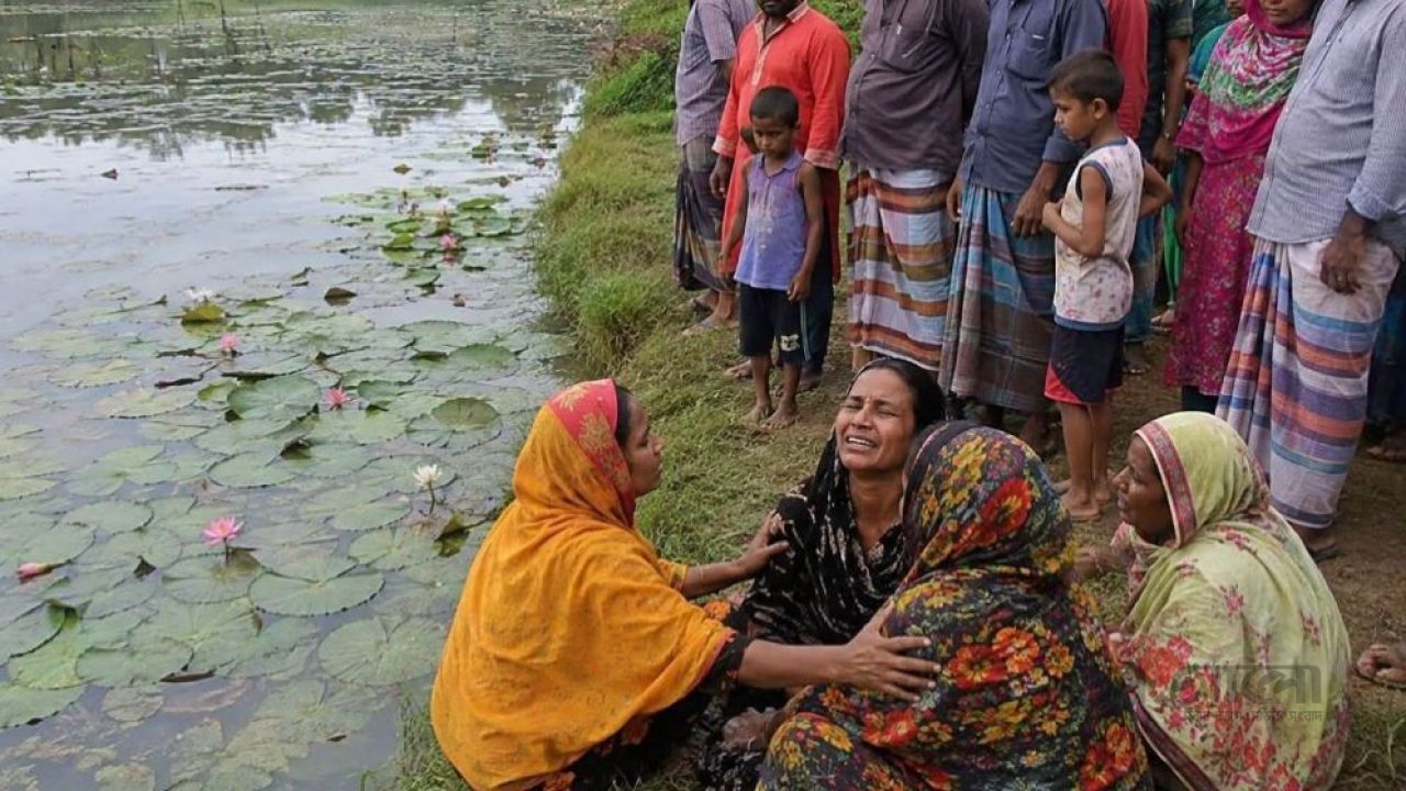 মনিরামপুরে বাঁওড়ে শাপলা তুলতে গিয়ে পানিতে ডুবে দুই শিশুর মৃত্যু