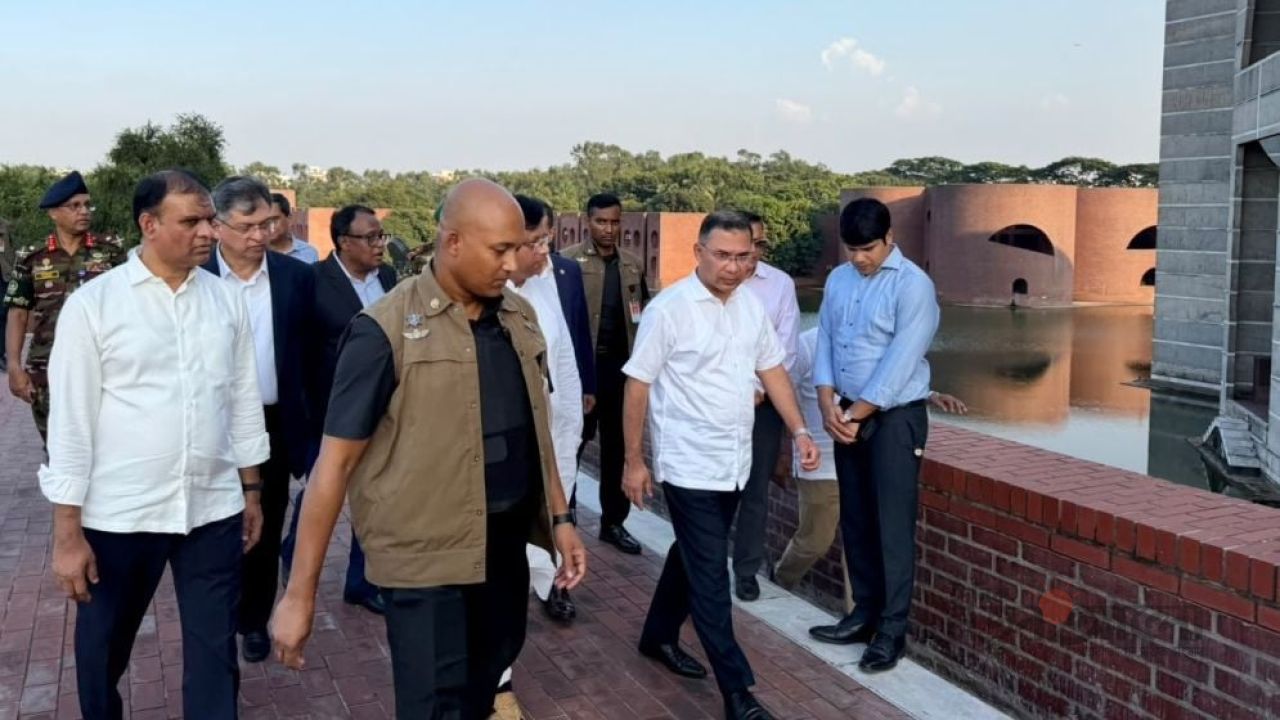 জাতীয় সংসদ ভবন এলাকা পরিদর্শন করলেন প্রধানমন্ত্রী তারেক রহমান